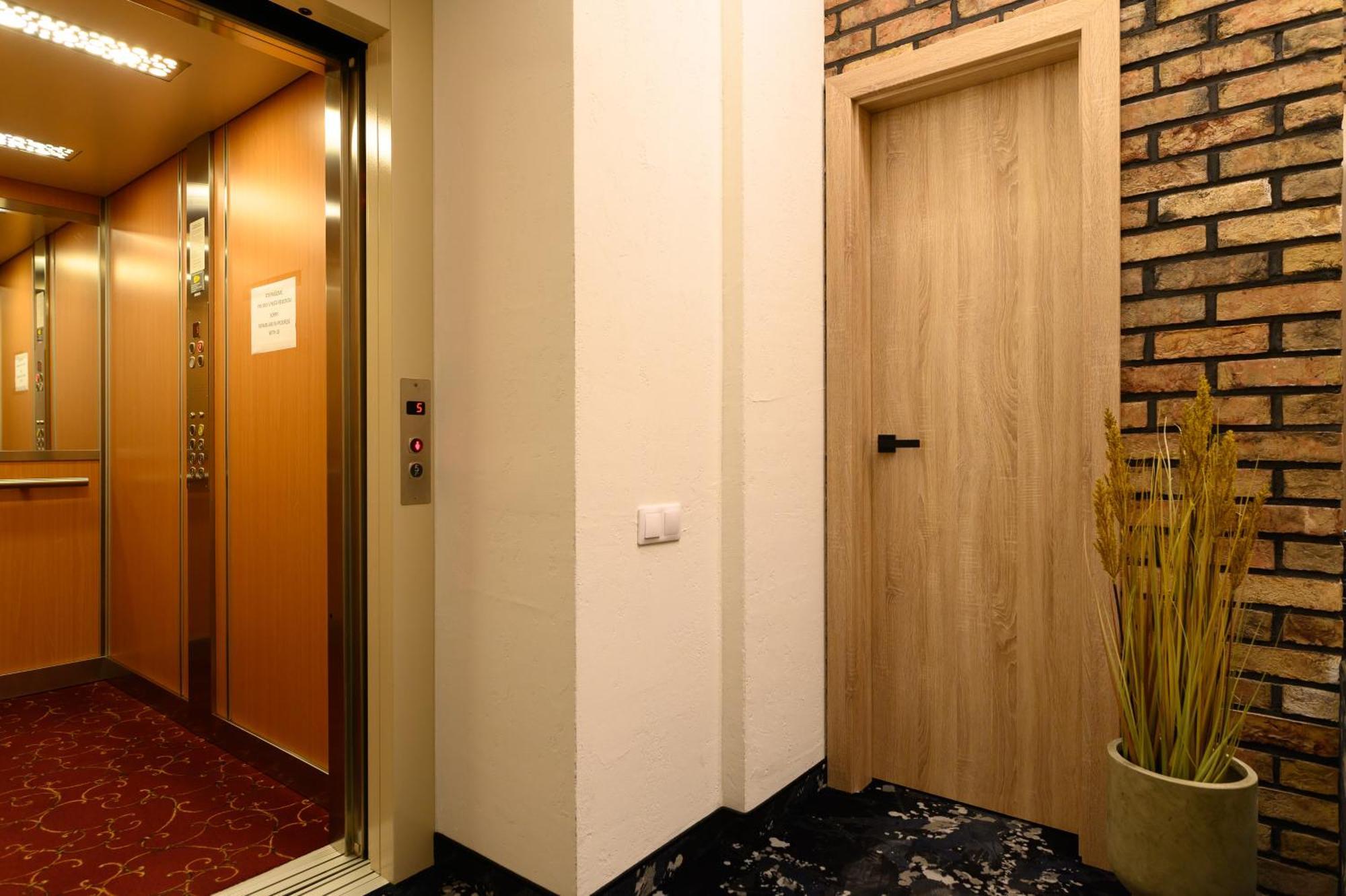 Coliving Synet Leilighet Mažeikiai Eksteriør bilde
